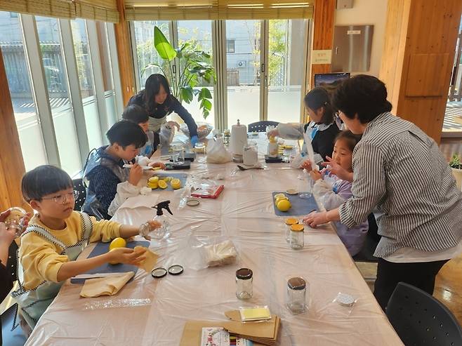 K보듬 6000 사업이 초등학교 저학년 자녀를 둔 부모들의 안전망 역할을 하고 있다. <권기웅기자>