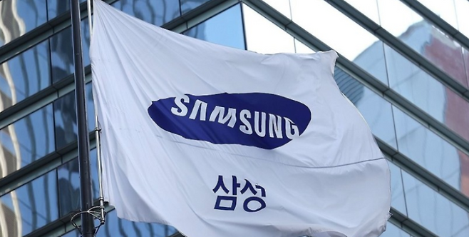 KB증권이 삼성전자 목표주가를 기존 32만원에서 36만원으로 상향 조정했다. /사진=삼성전자