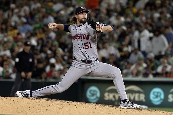 헌터 브라운의 부상으로 대체 선발을 찾고 있는 휴스턴에서 라이언 와이스의 선발 등판 가능성이 제기되고 있다. 휴스턴이 1000만달러에 영입한 와이스는 스프링캠프 경쟁을 뚫고 개막 엔트리 승선에 성공한 데 이어, 3경기에서 인상적인 투구를 펼치면서 주목 받고 있다. Imagn Images연합뉴스