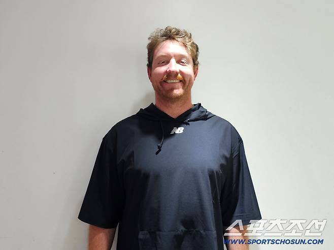 인터뷰에 임한 KT 사우어. 김영록 기자