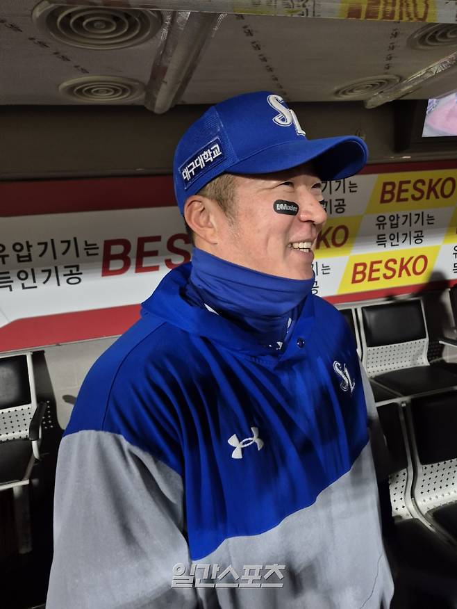 7일 광주 KIA전에서 4타점 원맨쇼를 펼친 뒤 취재진과 인터뷰하는 최형우. 광주=배중현 기자