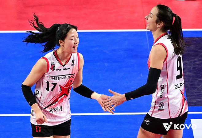 정관장 정호영(왼쪽). KOVO 제공