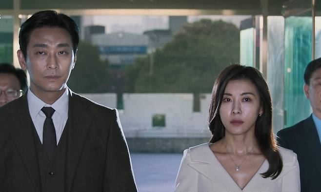 드라마 ‘클라이맥스’의 한 장면. 케이티스튜디오지니 제공