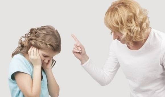 A씨는 집안일을 하지 않는 딸을 보고 부아가 치밀었다고 한다. 사진은 본 기사 내용과 무관. [사진=픽사베이 ]