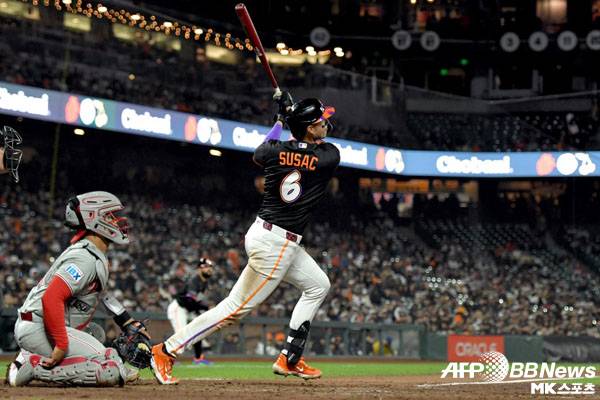 수작은 메이저리그에서 1961년 이후 두 번째로 5타수 5안타로 커리어를 시작한 선수가 됐다. 사진(美 샌프란시스코)=ⓒAFPBBNews = News1