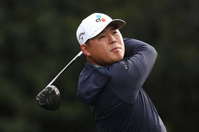 김시우가 7일(현지 시간) 미국 조지아주 오거스타 내셔널GC에서 마스터스 연습 라운드에 나서 11번 홀 티샷을 하고 있다. AFP연합뉴스
