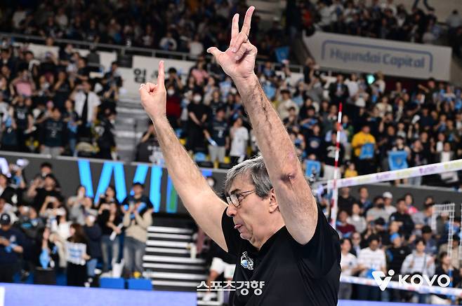 블랑 현대캐피탈 감독. KOVO 제공