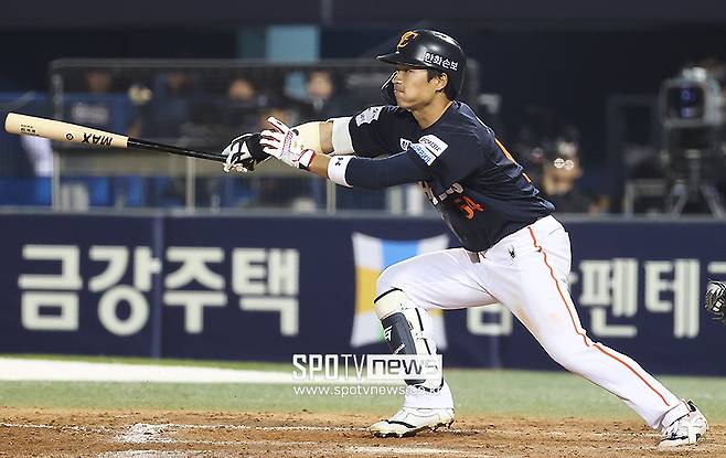 ▲ 개막 직후 맹타를 휘둘렀으나 점점 타율이 떨어지고 있는 한화 고졸 신인 오재원 ⓒ곽혜미 기자