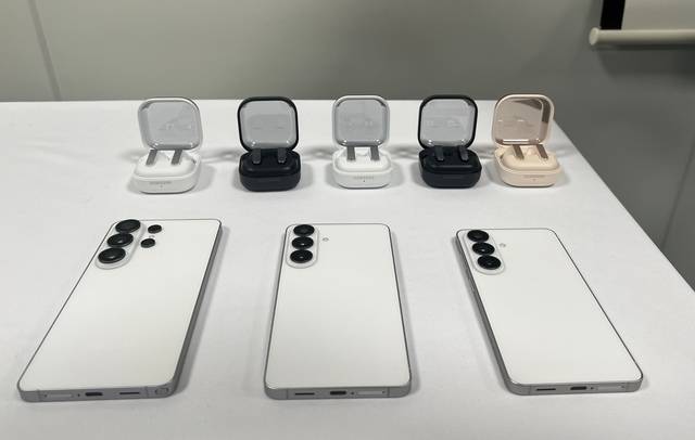 갤럭시 S26 시리즈와 갤럭시 버즈4 시리즈.