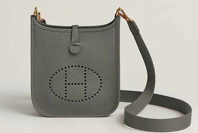 [서울=뉴시스] 에르메스 에블린 16 아마존 백. (사진=에르메스 공식 홈페이지)  *재판매 및 DB 금지