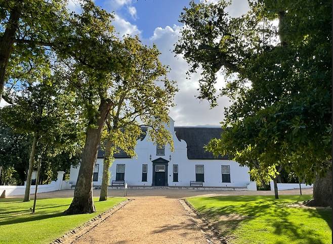 남아공에 있는 와인 농장 [티모시 디킨스 제공. 재판매 및 DB 금지]