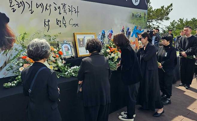 10일 오전 서귀포시 서복공원에서 엄수된 故 서명숙 제주올레 이사장 영결식. ⓒ제주의소리