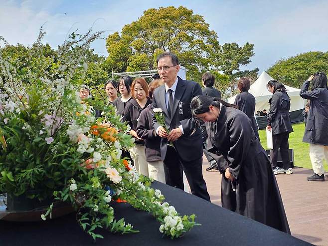 10일 오전 서귀포시 서복공원에서 엄수된 故 서명숙 제주올레 이사장 영결식. ⓒ제주의소리