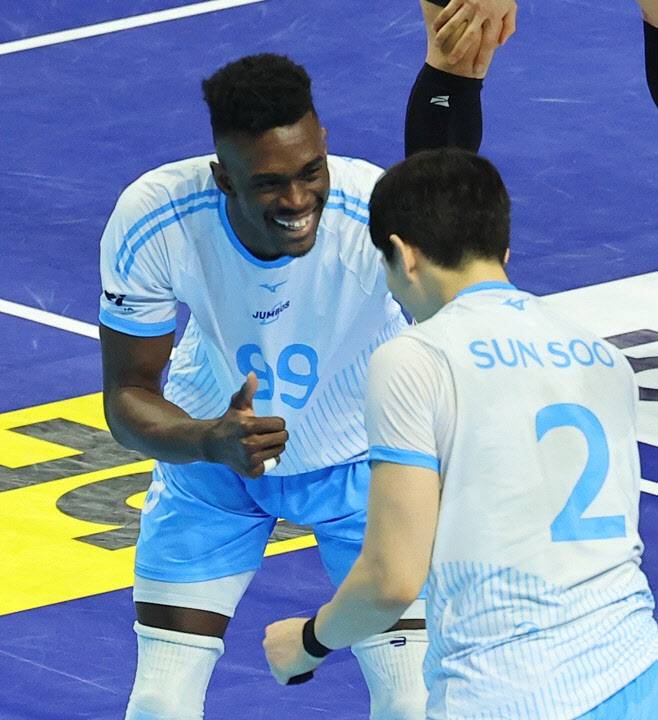 득점을 올린 뒤 기뻐하는 호세 마쏘. 사진=연합뉴스