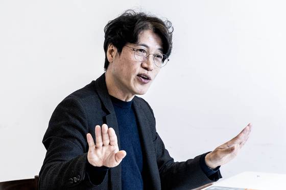 김용섭 소장은 ″부모들은 아직도 입시 공부를 잘해서 명문대를 나와야 돈을 많이 벌 수 있다고 생각한다″면서 ″그 관성을 빨리 깨지 않으면 자녀가 커서 부모를 많이 원망할 것″이라고 했다. 장진영 기자