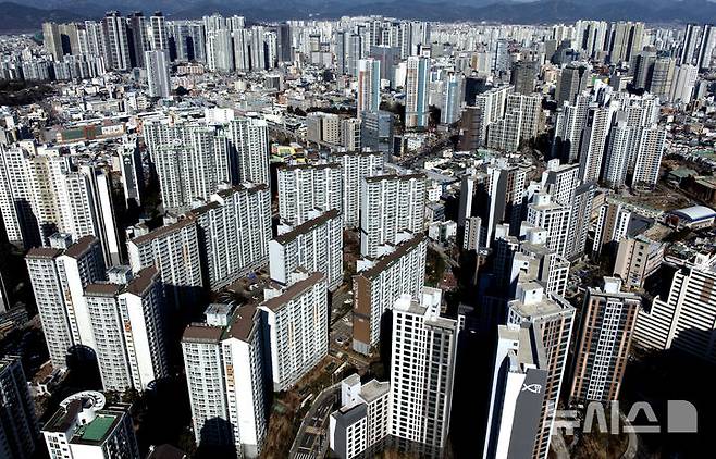 [대구=뉴시스] 대구 중구에서 바라본 대구 도심 아파트. photo@newsis.com