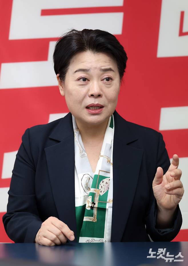 국민의힘 윤희숙 서울시장 경선 후보가 8일 서울 여의도 캠프 사무실에서 CBS노컷뉴스와 인터뷰를 하고 있다. 윤창원 기자