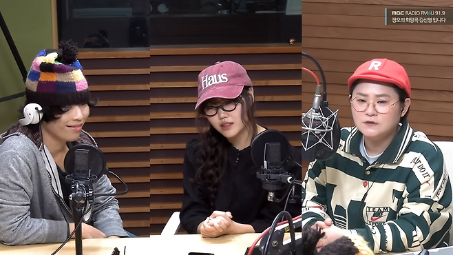 MBC FM4U ‘정오의 희망곡 김신영입니다’ 유튜브 채널 캡처