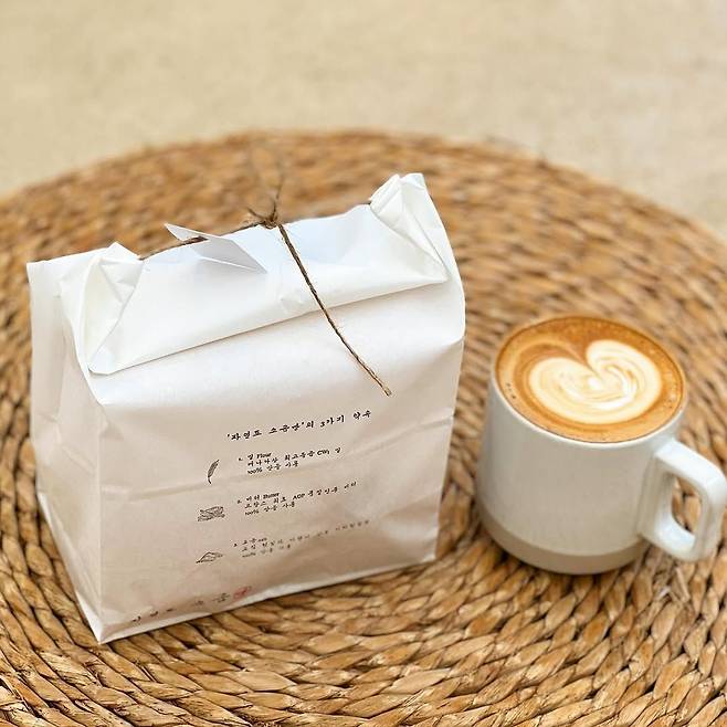 하루 7천개가 팔린다는 핫한 소금빵 맛집 ‘자연도 소금빵&자연도가’. 인스타그램 @saltbread.in.seaside