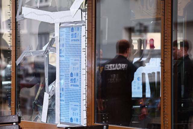 공격받은 이스라엘 식당. EPA 연합뉴스