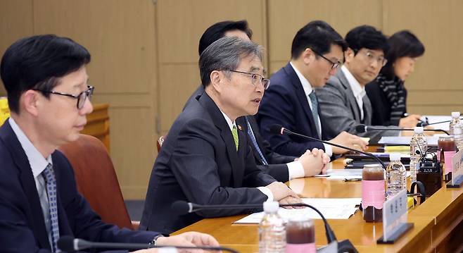 조현 외교부 장관이 9일 오후 서울 종로구 정부서울청사 별관 외교부에서 열린 중동전쟁관련 전문가 간담회에서 모두 발언을 하고 있다. 뉴스1