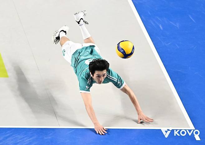 챔피언결정전에서 리베로로 활약한 대한항공 곽승석. 사진 한국배구연맹