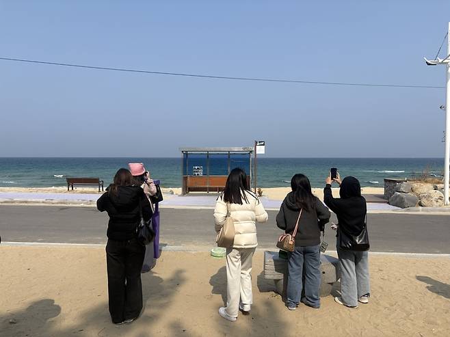 BTS 버스정류장/사진=김지은 여행+ 기자