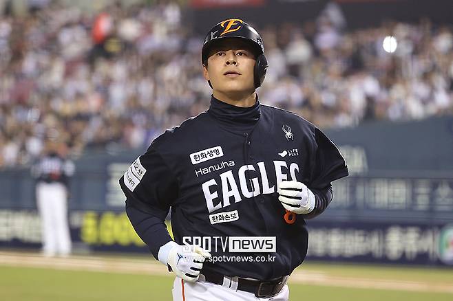 ▲ 시즌 개막 후 계속해서 저조한 타격감을 이어 가고 있는 노시환 ⓒ곽혜미 기자