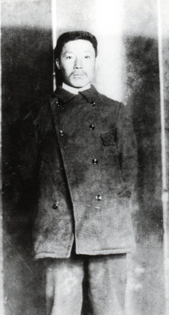 1909년 의거 직후 러시아 측에서 찍은 안중근 의사의 모습. 사진 흑룡강 조선민족출판사