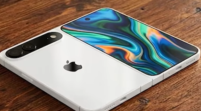 애플이 오는 하반기 출시할 것이 유력한 첫 폴더블폰 예상 이미지 [유튜브 채널 ‘알뷰’ 캡처]