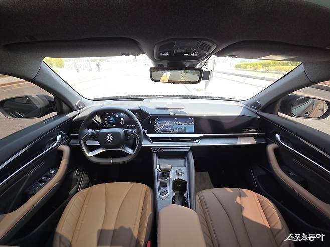 르노 필랑트 인테리어. 원성열 기자 sereno@donga.com