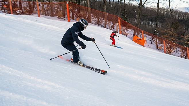 신병준 교수의 스키 타는 모습, 신 교수는