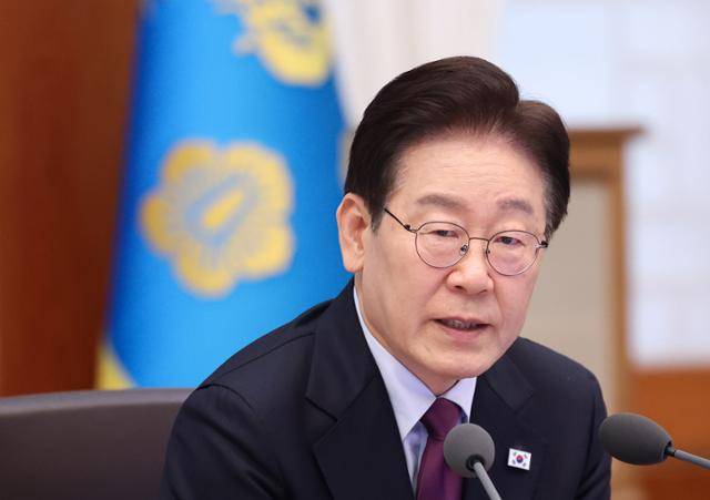 이재명 대통령이 9일 청와대에서 열린 수석보좌관회의에서 발언하고 있다. 뉴시스