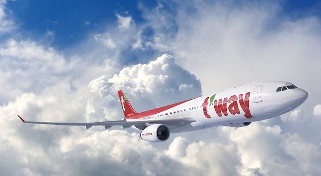 티웨이항공 항공기가 비행 중인 모습. (티웨이항공 홈페이지)