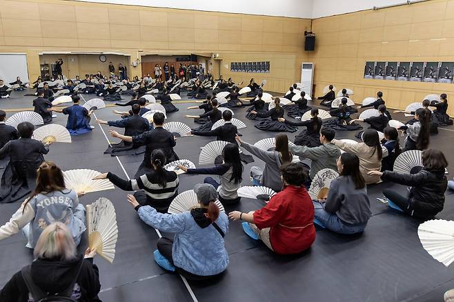 Participants join Sejong Center's backstage tour program for international visitors on Thursday inside the Sejong Center for the Performing Arts in central Seoul. (SCPA)