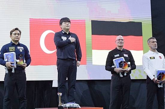 대회 입상자. (왼쪽부터) 준우승 트란탄룩, 우승 조명우, 공동3위 마틴혼, 타스데미르. (사진=SOOP)