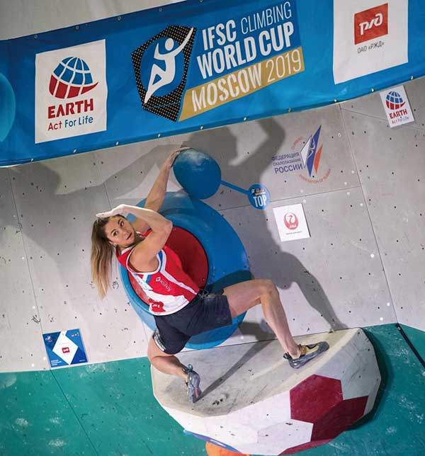 러시아 대표 클라이밍 선수로 활약했던 안나 치가노바. 사진 IFSC.