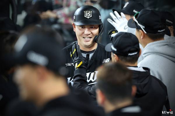 올 시즌 지명타자로 출장하며 매서운 타격감을 선보이고 있는 장성우. 2026.3.31 /kt wiz 제공