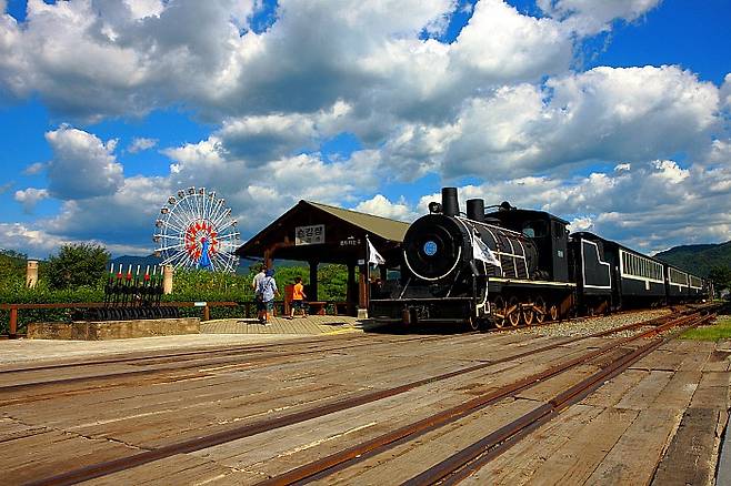 곡성 기차마을 증기기관차.<곡성군 제공>