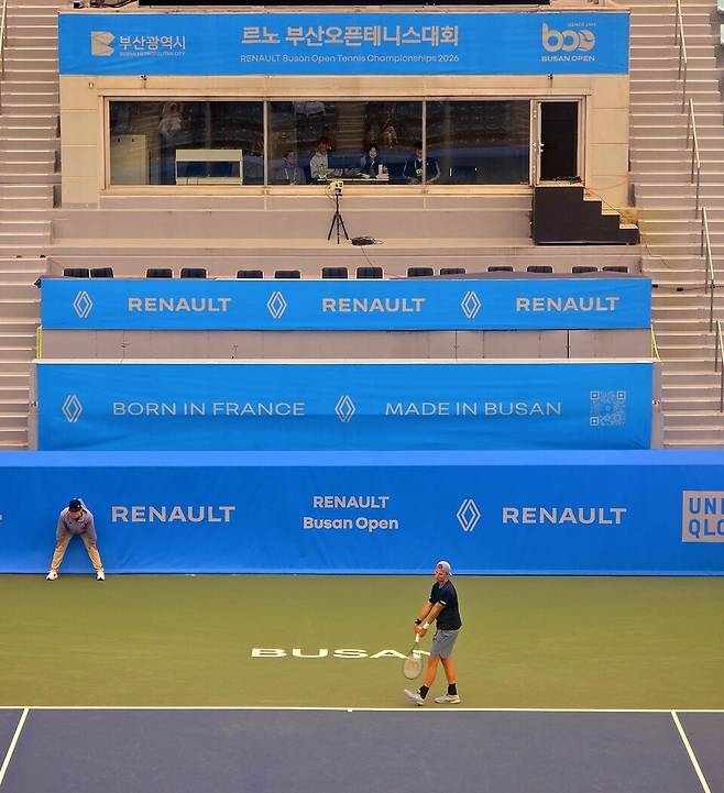 르노코리아가 부산오픈 테니스대회의 타이틀 스폰서로 참여했다
