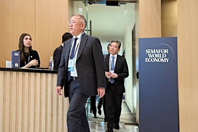 2026 세마포 월드 이코노미 행사에 참석한 현대차그룹 정의선 회장ⓒ현대차그룹