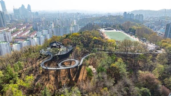 '용왕산 스카이워크' 전경 모습. ⓒ양천구