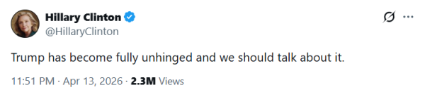 이날 클린턴 전 장관은 자신의 엑스(X)에 “트럼프는 완전히 제정신을 잃었으며, 우리는 이 문제에 대해 논의해야 한다”고 적었다. 엑스 갈무리
