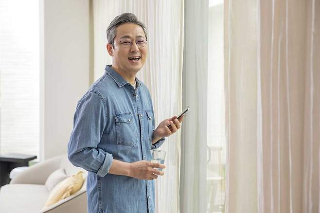 아침에 눈을 뜨자마자 하는 사소한 습관이 심근경색이나 뇌경색 등 치명적인 혈관 질환 발생 위험을 낮출 수 있다. /사진=클립아트코리아