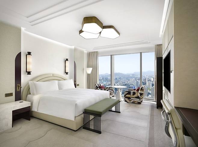 조선 팰리스, 구본창 작가 협업 특별 전시 및 한정 객실 패키지