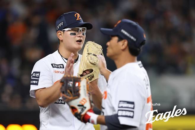 지난 14일 대전 삼성 라이온즈전에서 1이닝 1피안타 6볼넷 1사구 3실점으로 부진했던 한화 이글스 투수 김서현. 사진 한화 이글스