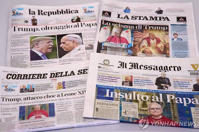 미국 대통령과 교황의 전례없는 긴장고조 [AP 연합뉴스 자료사진. 재판매 및 DB 금지]