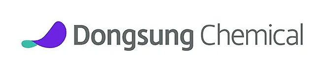 나프타 공급난과 친환경 규제 강화로 바이오플라스틱 사업이 부각된 16일, 동성케미컬의 로고가 추상적 심볼과 함께 이미지에 나타나 있다.