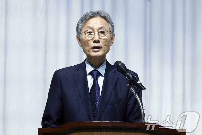 고광헌 방송미디어통신심의위원회 위원장이 16일 오후 서울시 양천구 목동동로 방송회관에서 열린 취임식에서 취임사를 하고 있다. 2026.4.16 ⓒ 뉴스1 박정호 기자