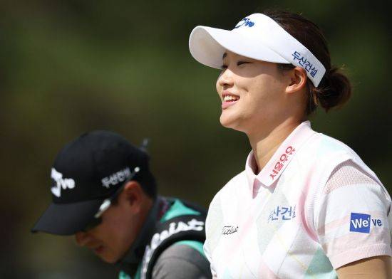 김민솔이 넥센·세인트나인 마스터즈에서 2주 연속 우승에 도전한다. KLPGA 제공